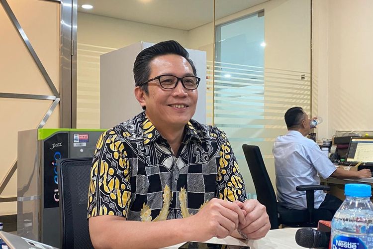 Jeffrey Hendrik Di Tunjuk Jadi Dirut BEI Sementara