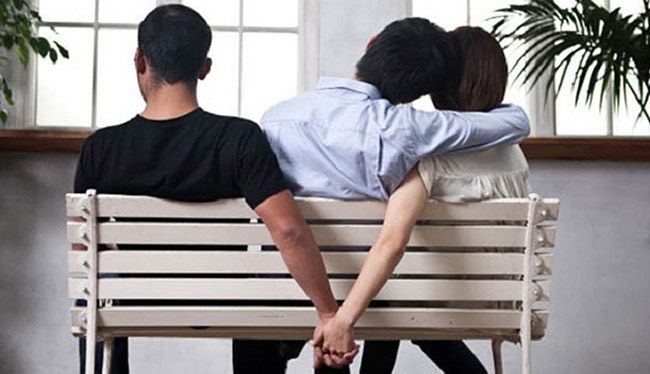 Selingkuh: Penyebab Dan Dampaknya Pada Hubungan