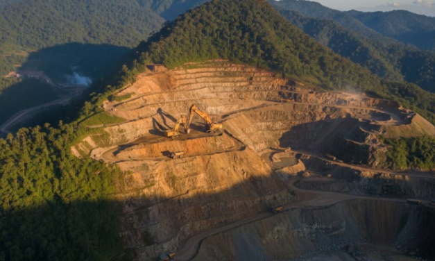Tambang Papua: Sumber Daya Alam Strategis Dan Kontroversial