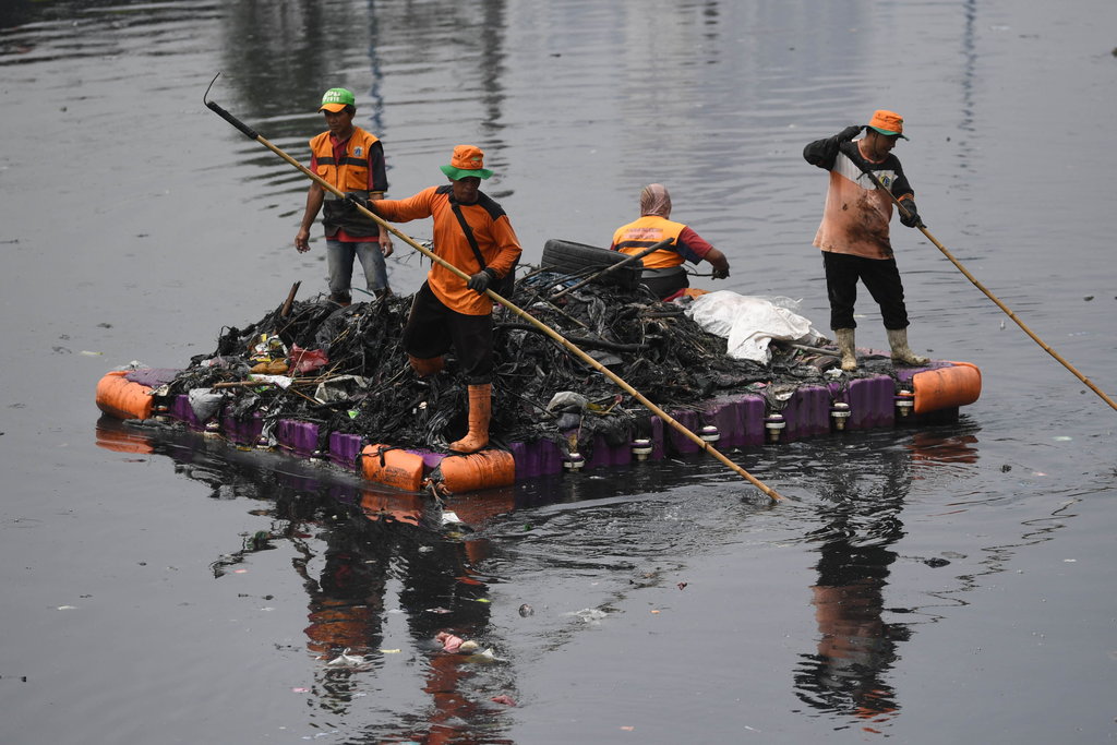 Upaya Penyelamatan Sungai Jakarta Dari Status Darurat Ekologi