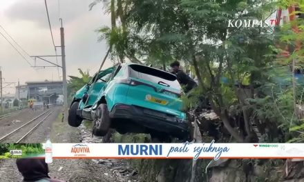 Insiden Tabrakan Kereta Dan Taksi Green SM, Ini Penyebabnya