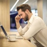 Cara Membangun Sistem Kerja Tetap Efektif Saat Motivasi Hilang