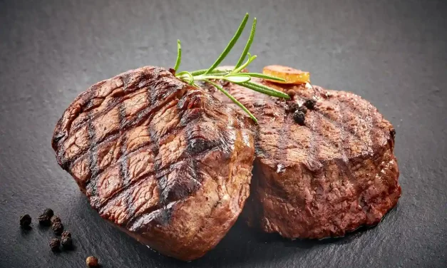Makanan Tinggi Protein Untuk Membentuk Otot Secara Alami