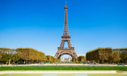 Panduan Liburan Ke Paris: Destinasi Romantis Dan Kuliner Terbaik