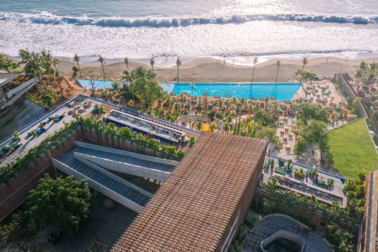 Potato Head Beach Tetap Menjadi Destinasi Favorit Wisatawan Bali