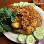 Ayam Kremes: Kuliner Renyah Yang Selalu Menggugah Selera