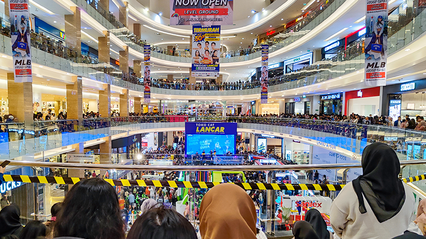 Mall Terbesar: Pusat Perbelanjaan Dengan Fasilitas Lengkap